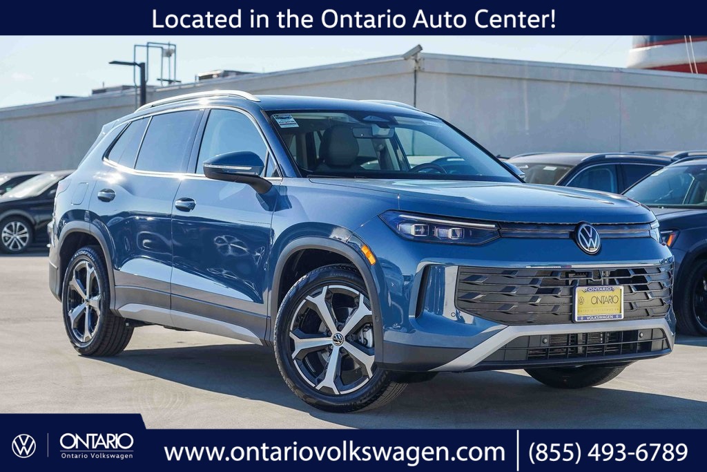 2026 Volkswagen Tiguan SE's photo