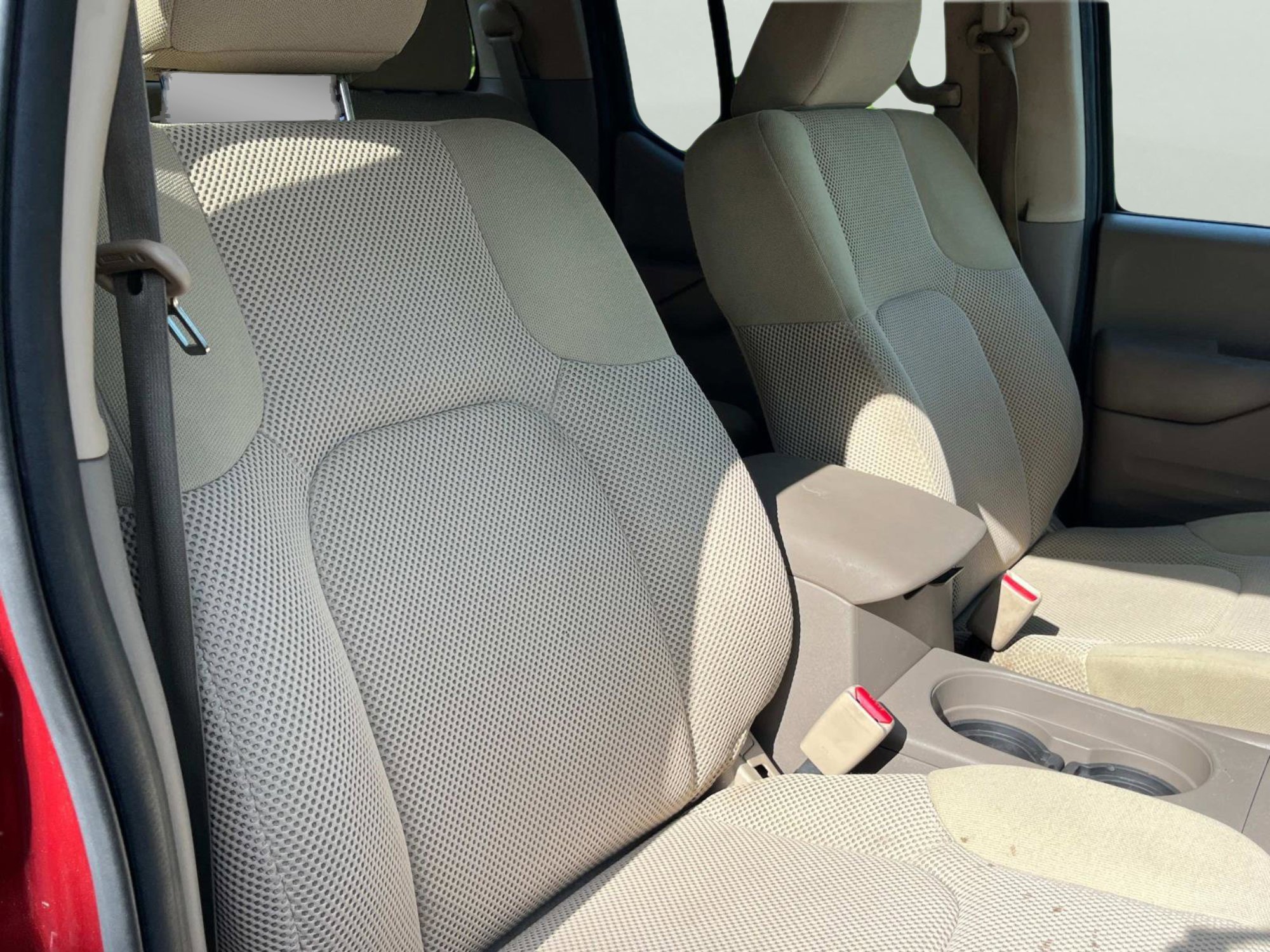 2018 Nissan Frontier SV photo 22