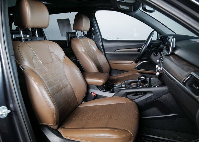 2022 Kia Telluride SX photo 3