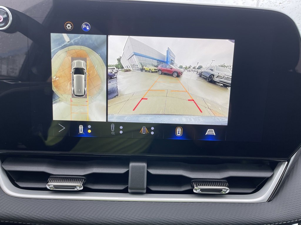 2025 Chevrolet Equinox LT photo 24