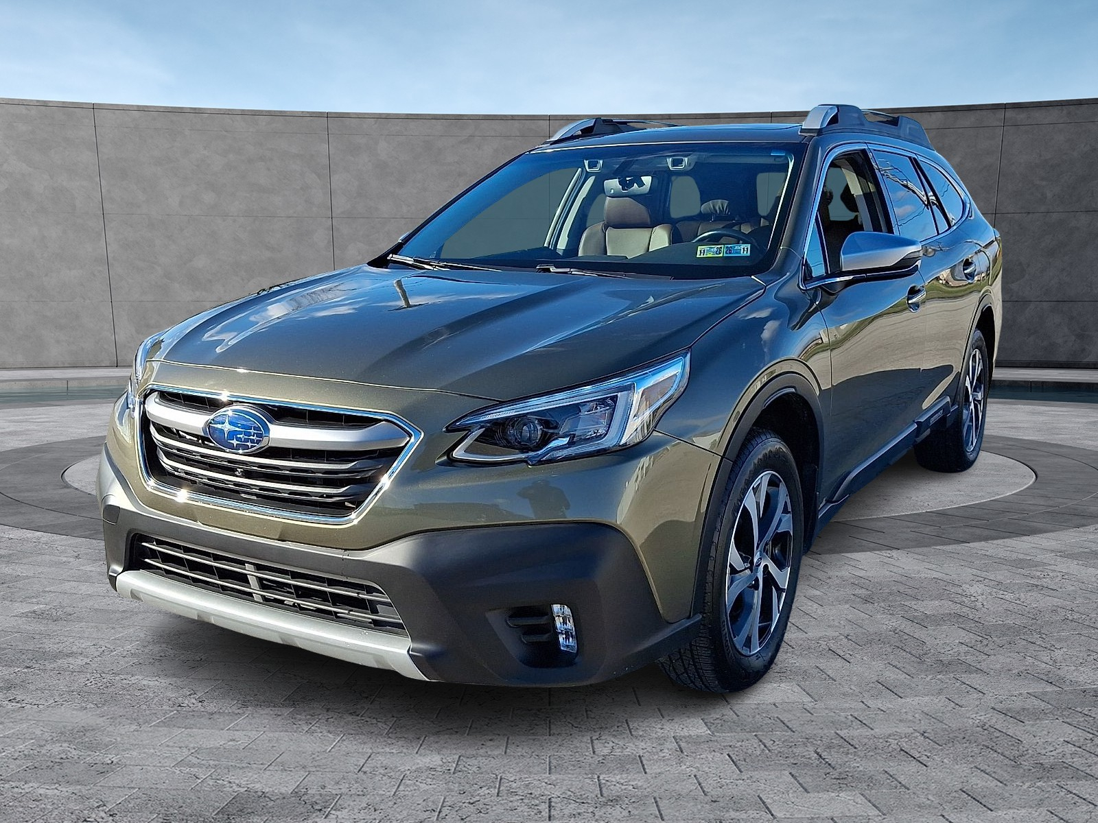 2020 Subaru Outback Touring photo 4
