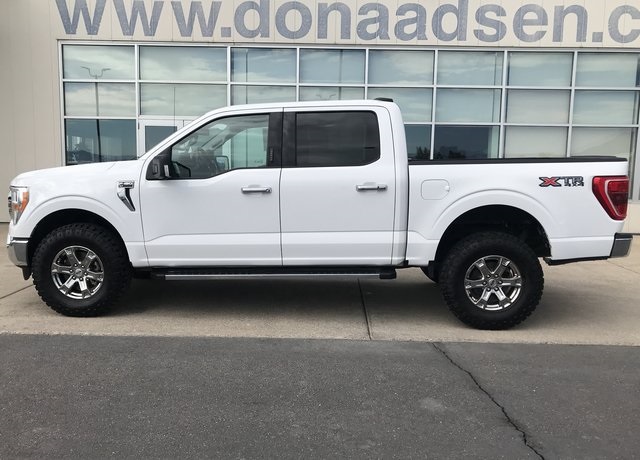 2021 Ford F-150 XLT photo 3