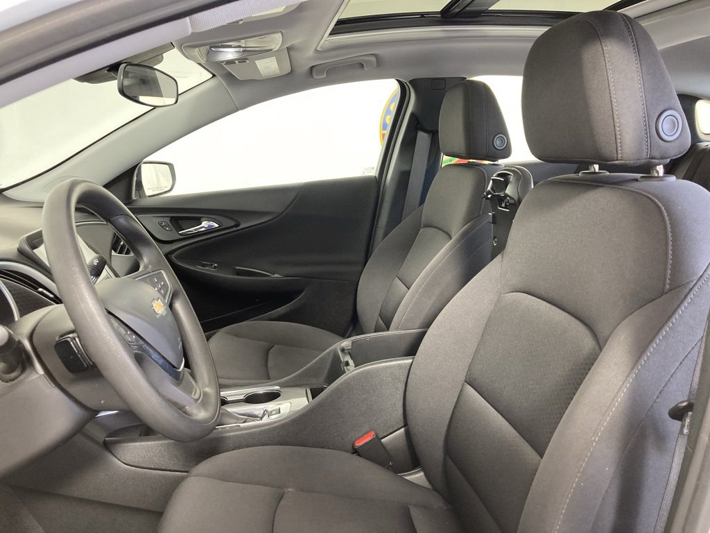 2024 Chevrolet Malibu 1LT photo 9