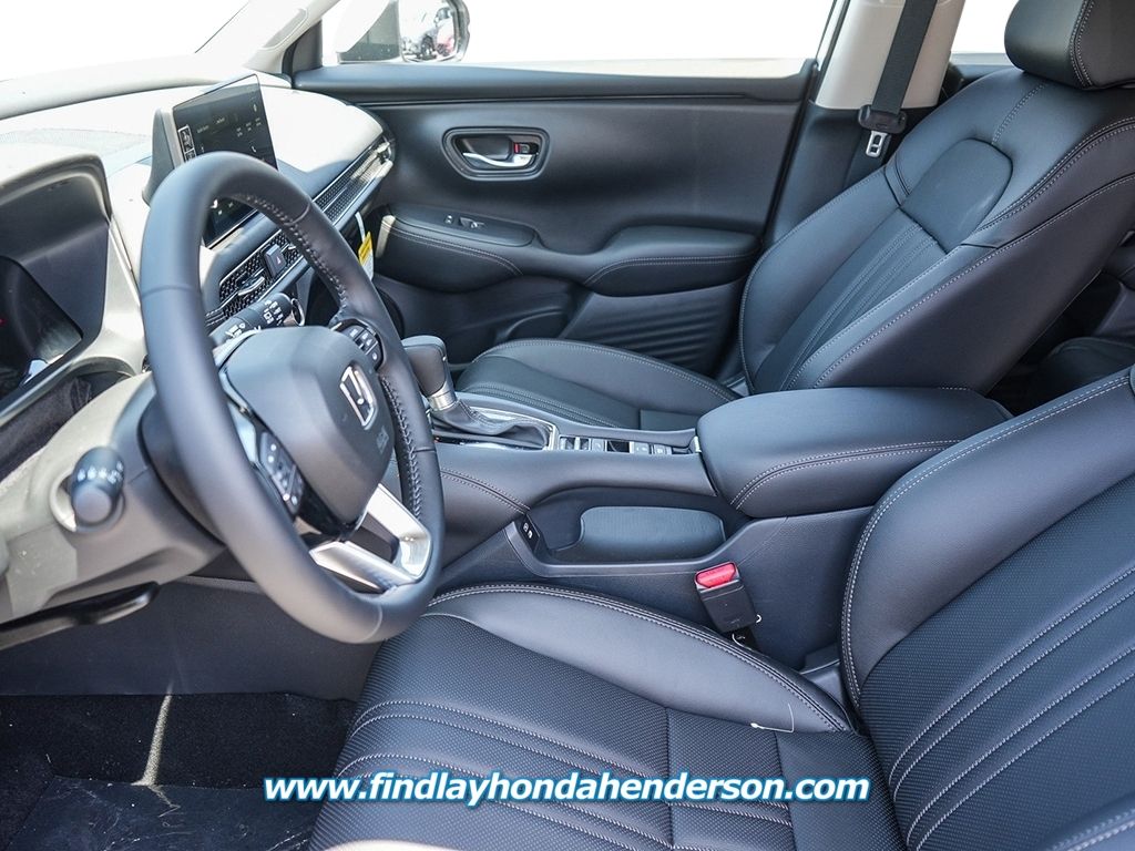 2026 Honda HR-V EX-L photo 4