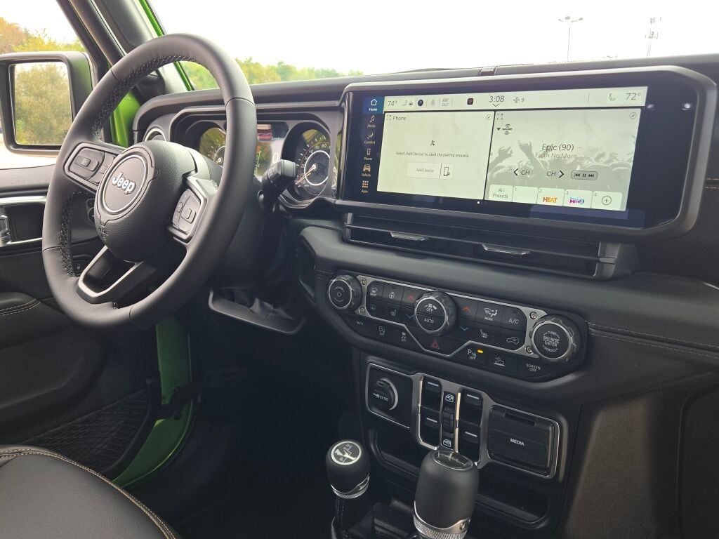 2025 Jeep Gladiator Sport photo 4