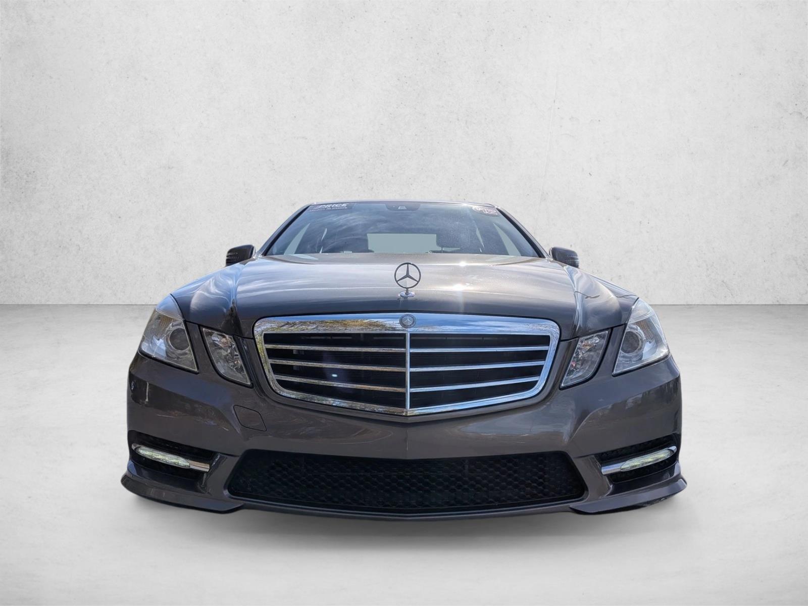 2012 Mercedes Benz E 350 4MATIC Sedan photo 2