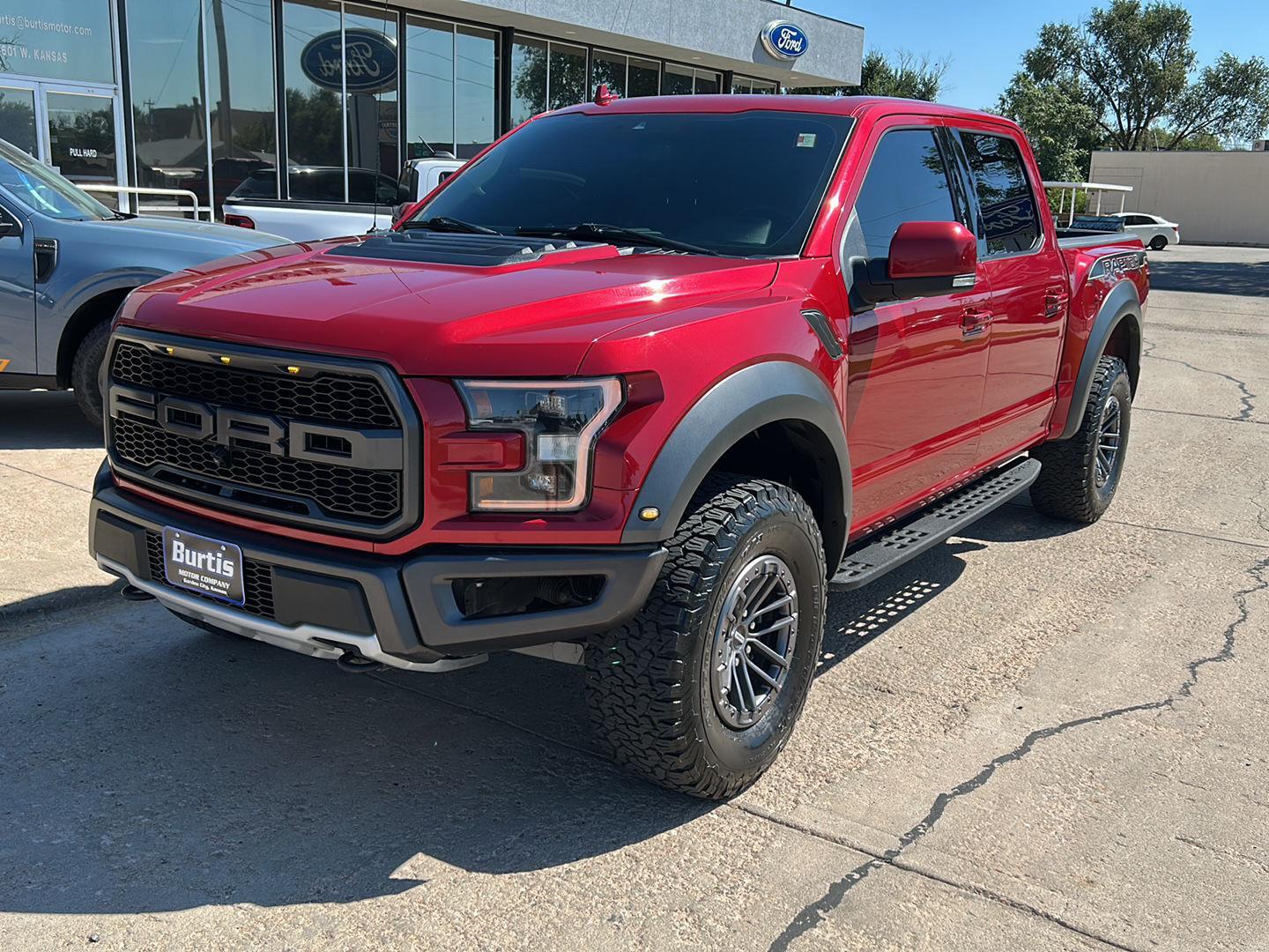 2020 Ford F-150 Raptor photo 3