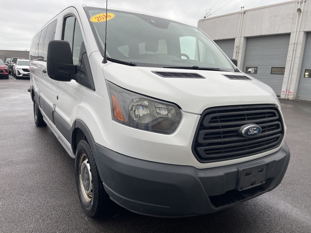 2016 Ford Transit XL's photo