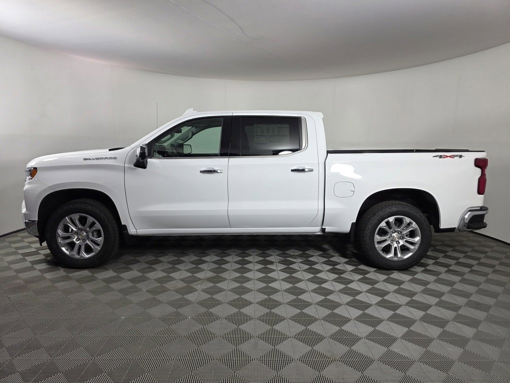 2025 Chevrolet Silverado 1500 LTZ photo 2