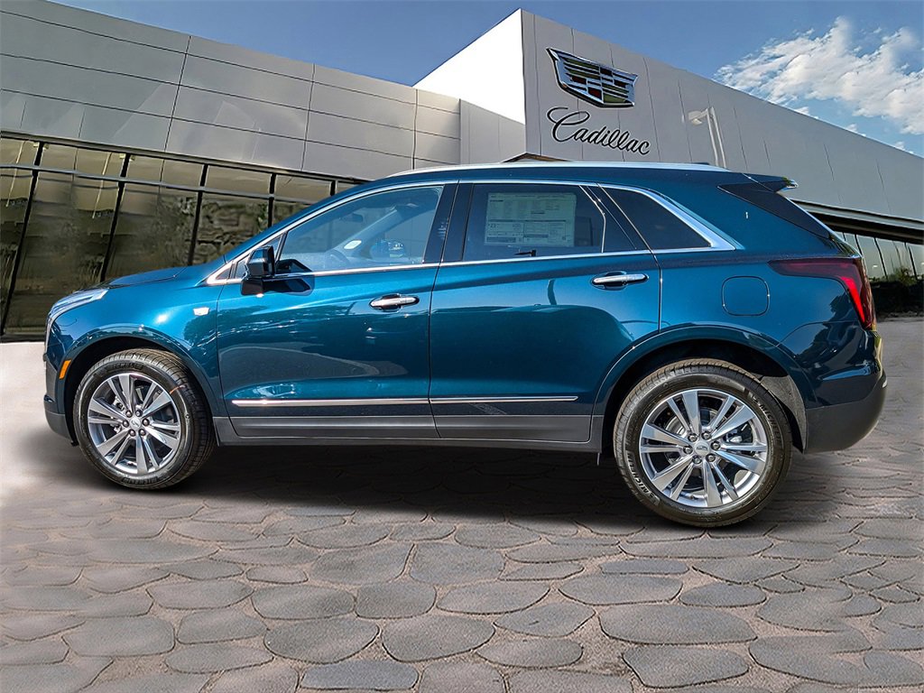 2025 Cadillac XT5 Premium Luxury photo 2