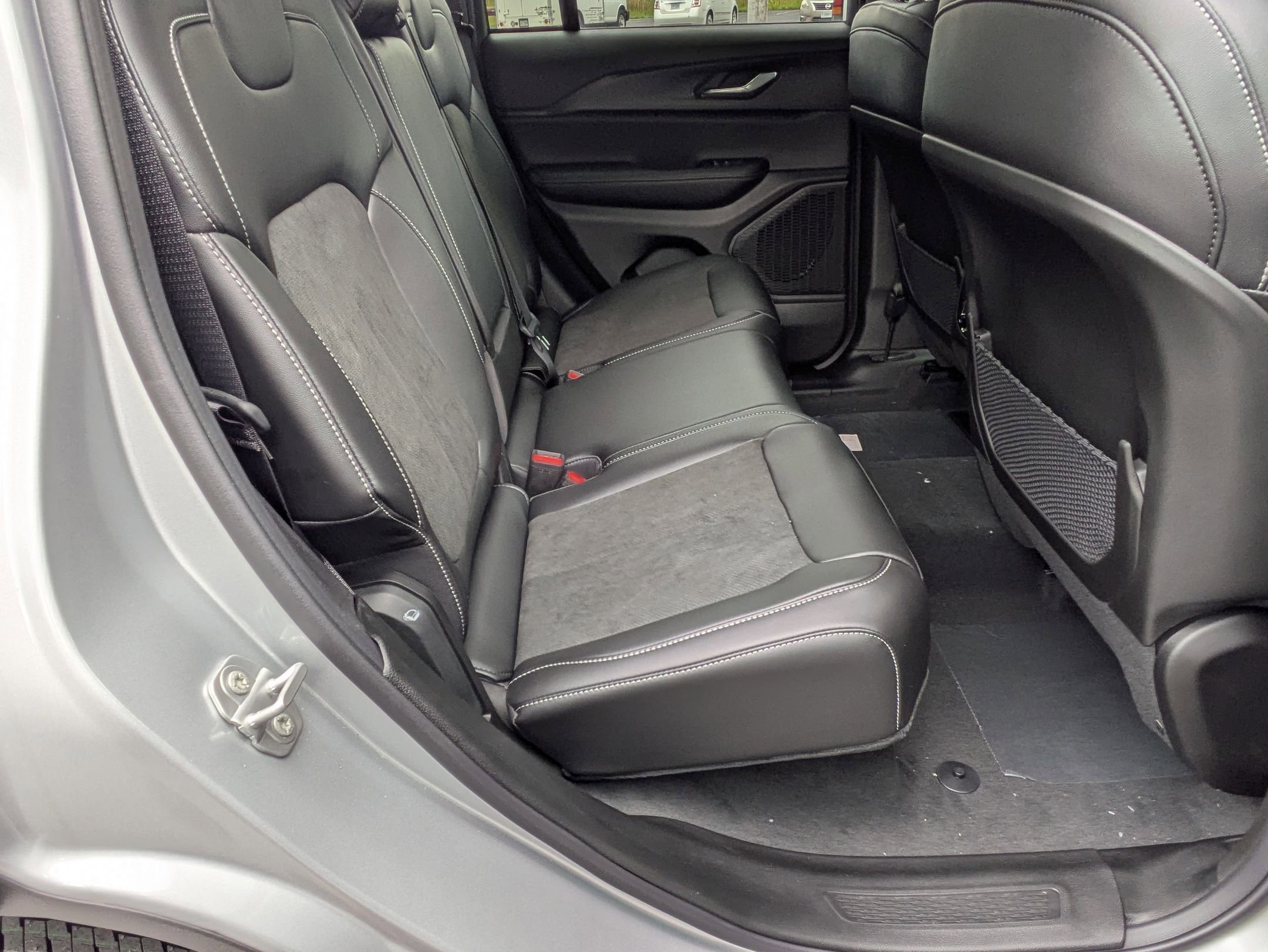 2025 Jeep Grand Cherokee Altitude photo 26