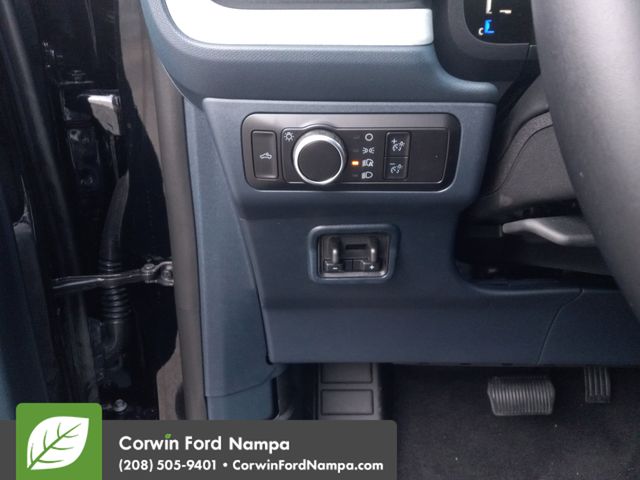 2025 Ford Maverick XLT photo 14
