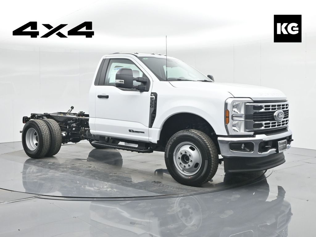 2024 Ford F-350 Super Duty Chassis Cab XL's photo
