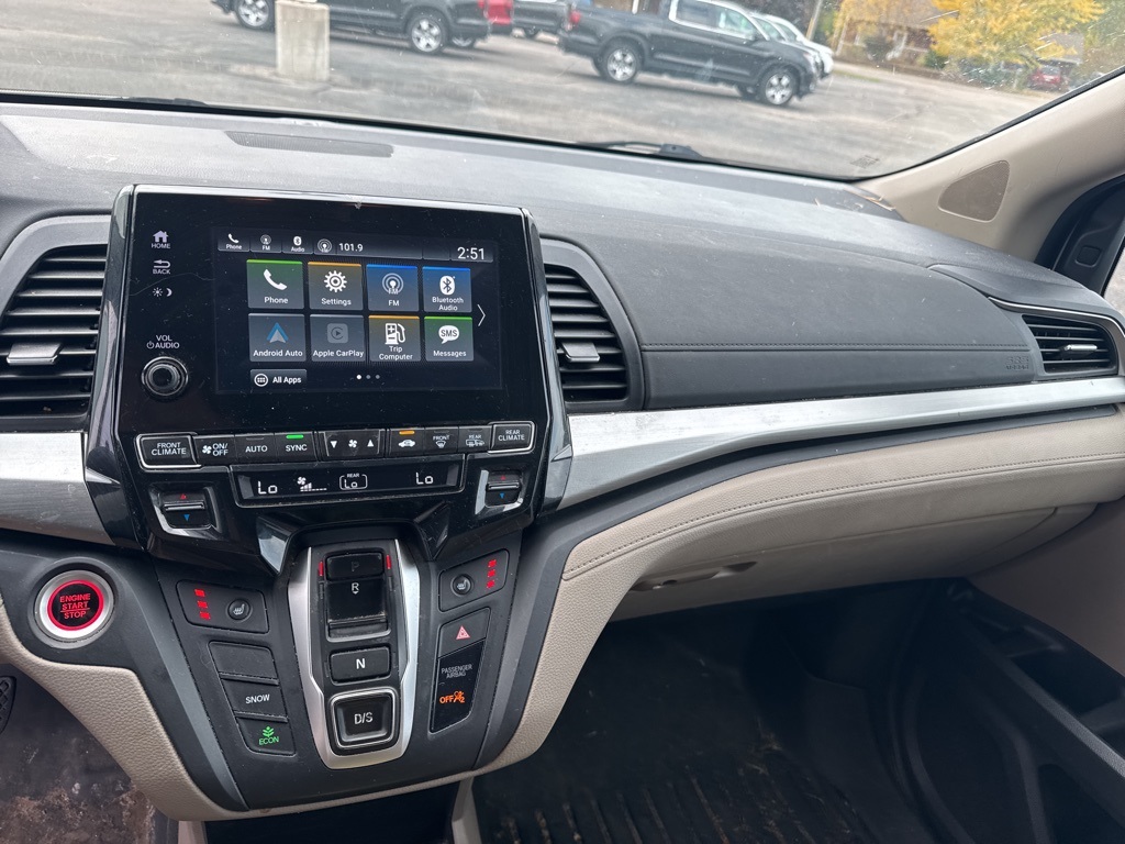 2018 Honda Odyssey EX-L photo 2