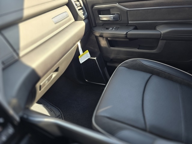 2025 Ram 2500 Laramie photo 21
