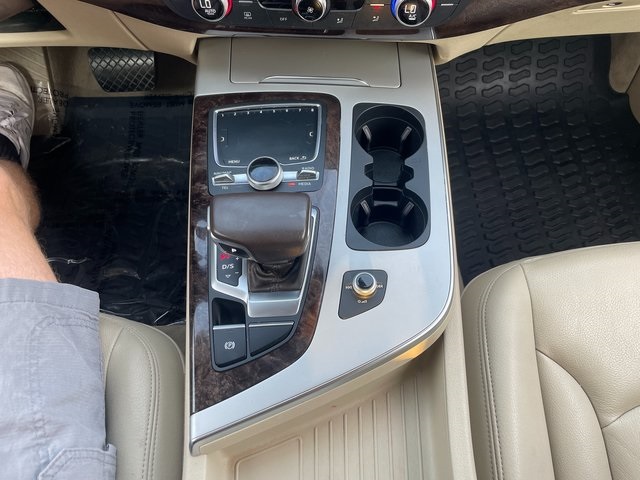 2018 Audi Q7 2.0T Premium Plus photo 25