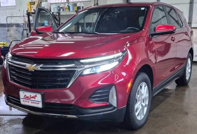 2024 Chevrolet Equinox LT's photo