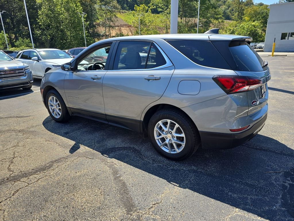 2023 Chevrolet Equinox LT photo 3