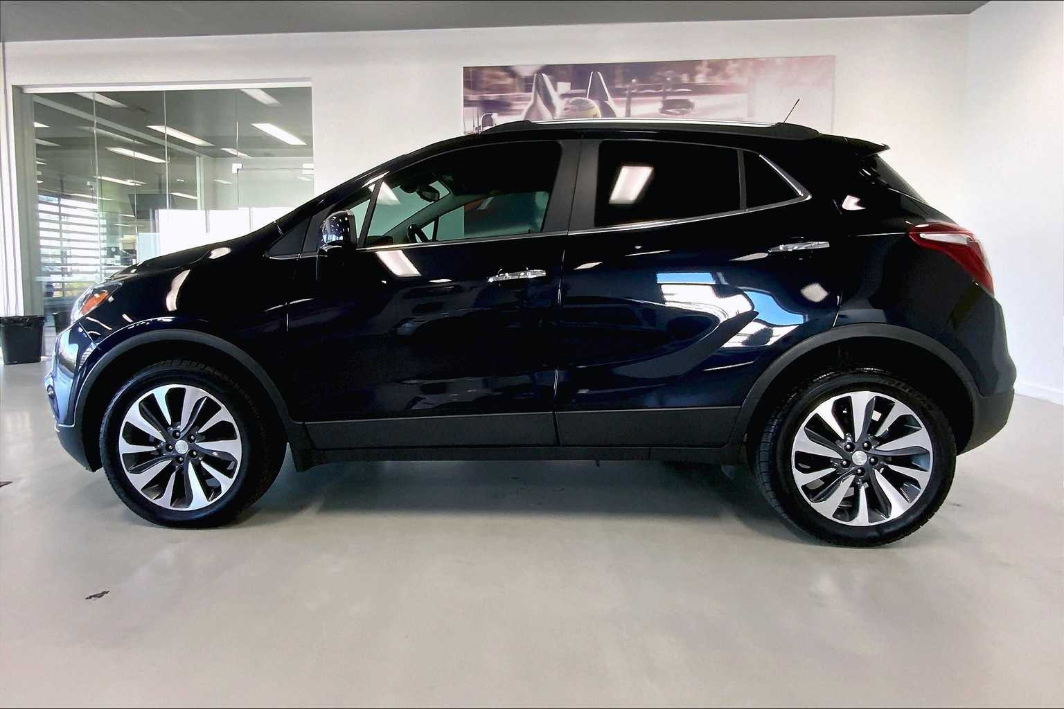 2022 Buick Encore Preferred photo 3
