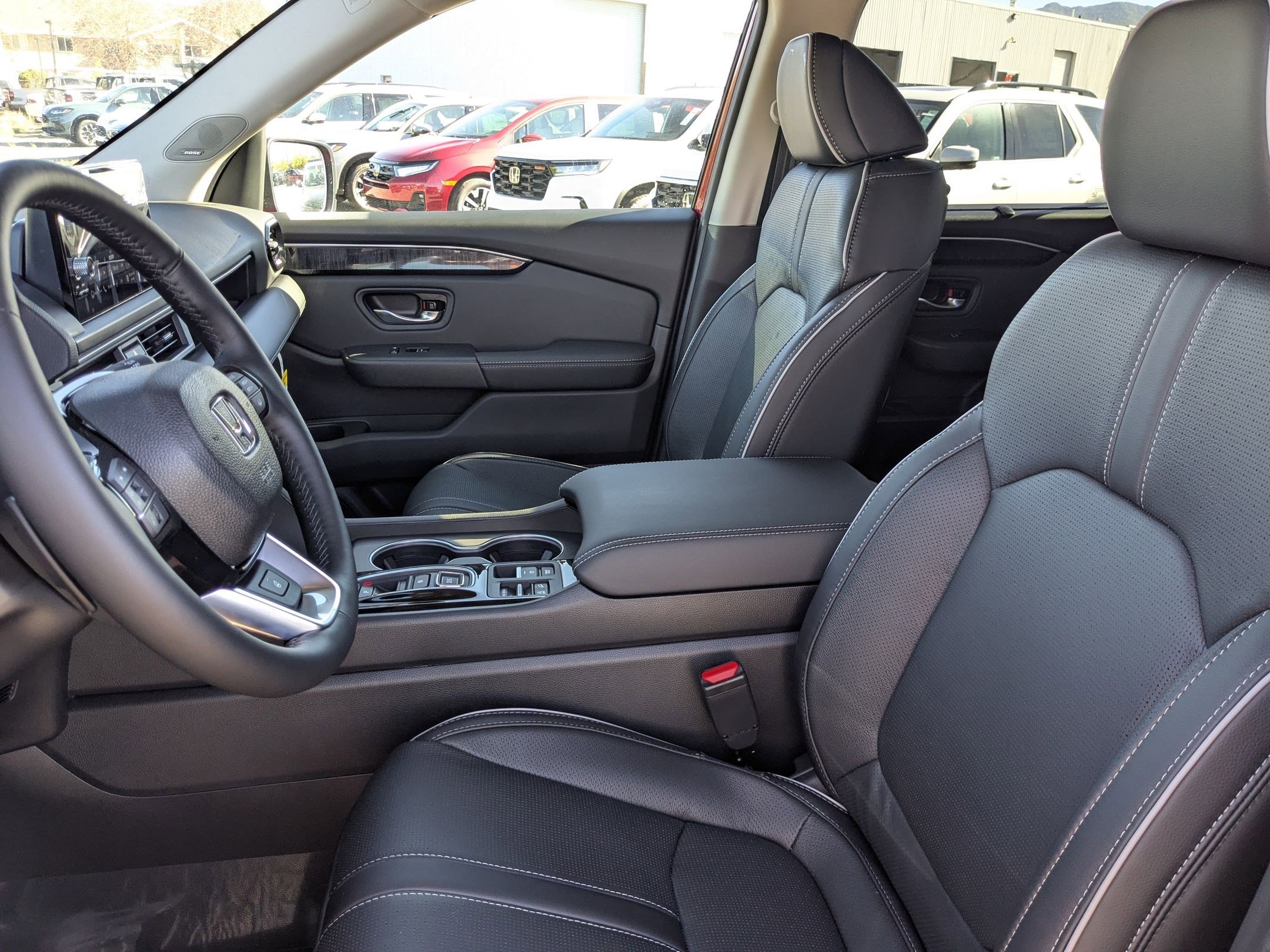 2025 Honda Pilot Elite photo 13