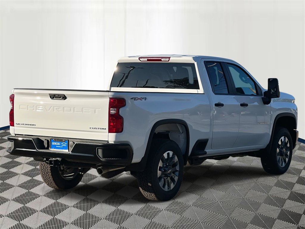 2026 Chevrolet Silverado 2500HD Custom photo 5