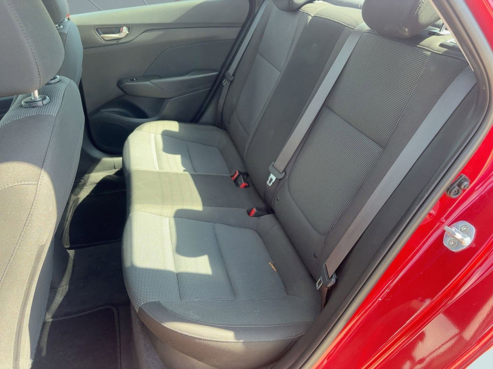 2021 Hyundai Accent SE photo 13