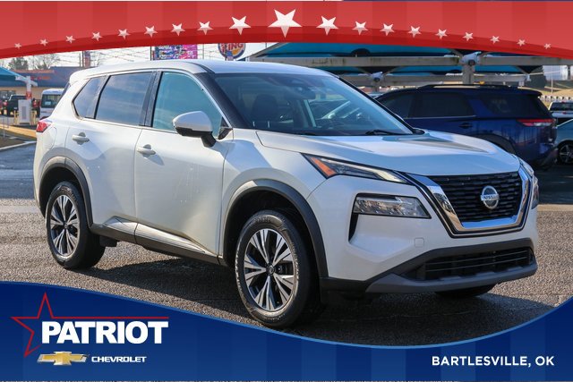 2021 Nissan Rogue SV's photo