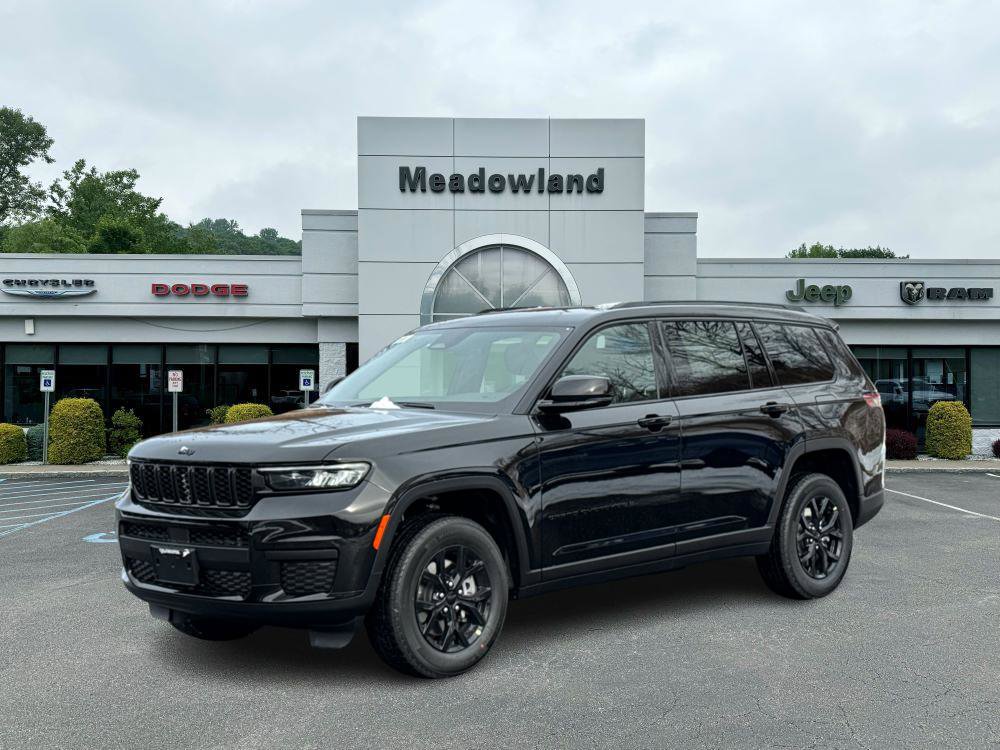2025 Jeep Grand Cherokee L Altitude's photo