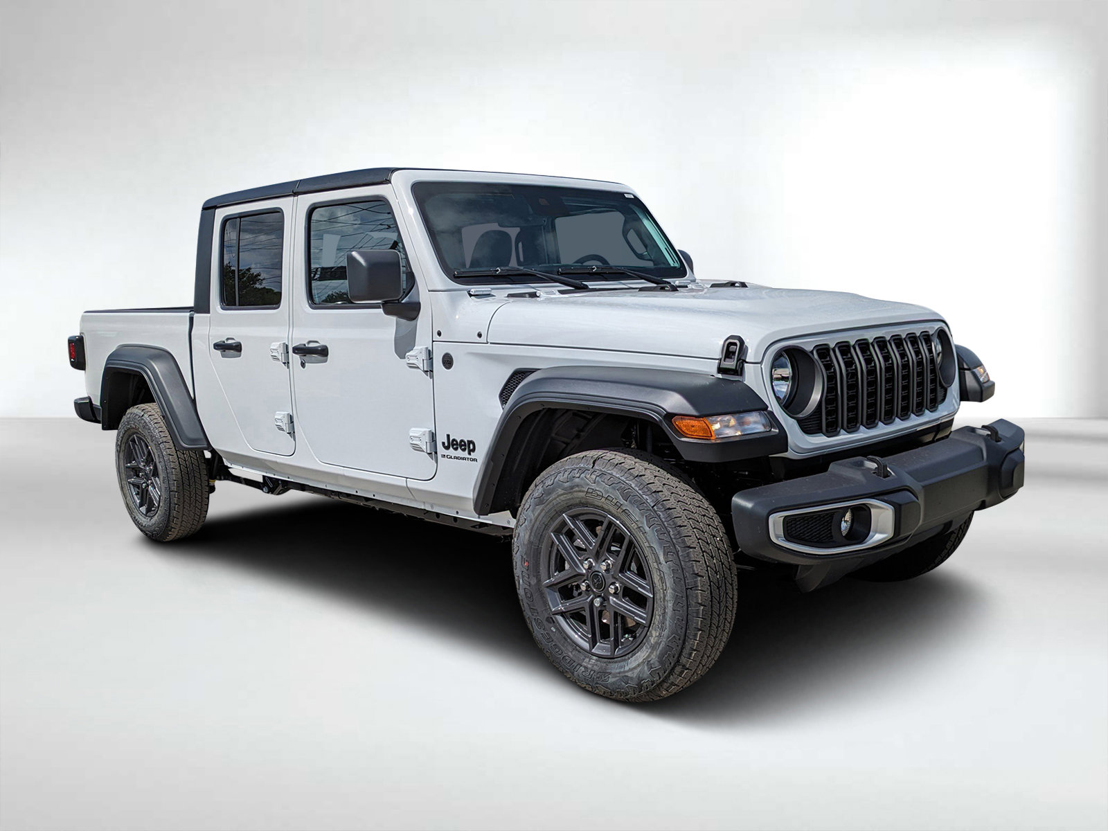 2025 Jeep Gladiator Sport S photo 2