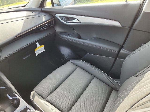 2025 Buick Envision Avenir photo 13