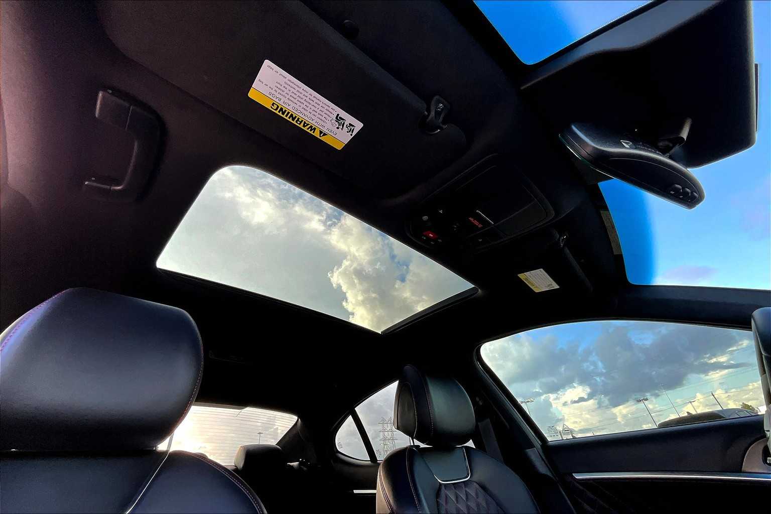 2025 Genesis G70 3.3T Sport Advanced photo 13