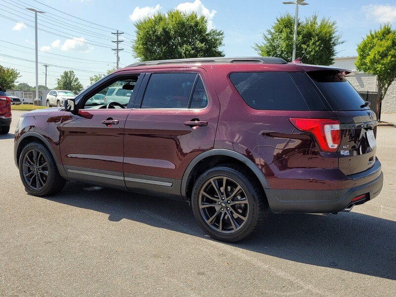 2018 Ford Explorer XLT photo 4
