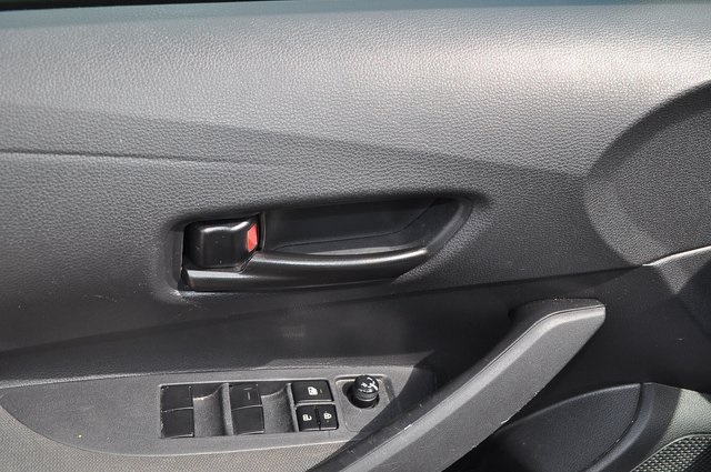 2023 Toyota Corolla LE photo 12