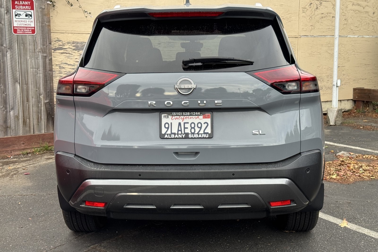 2023 Nissan Rogue SL photo 2
