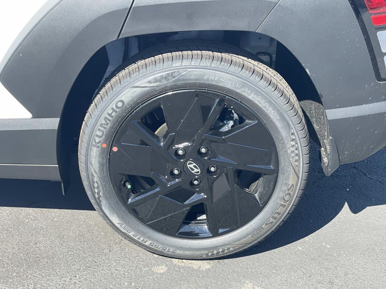 2026 Hyundai Kona SEL photo 17