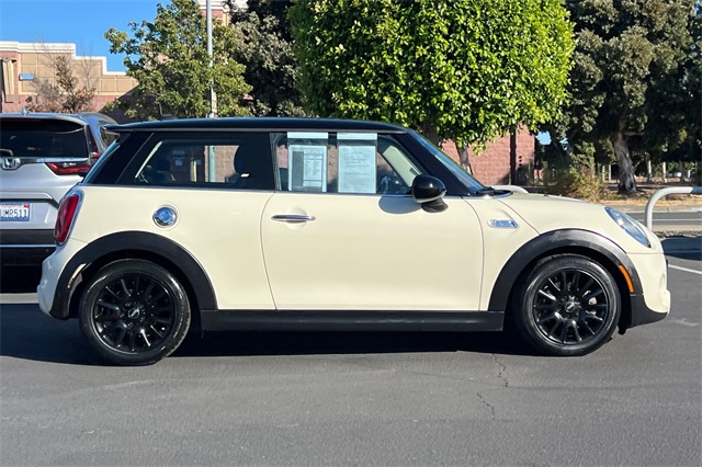 2018 Mini Cooper Hardtop S photo 3
