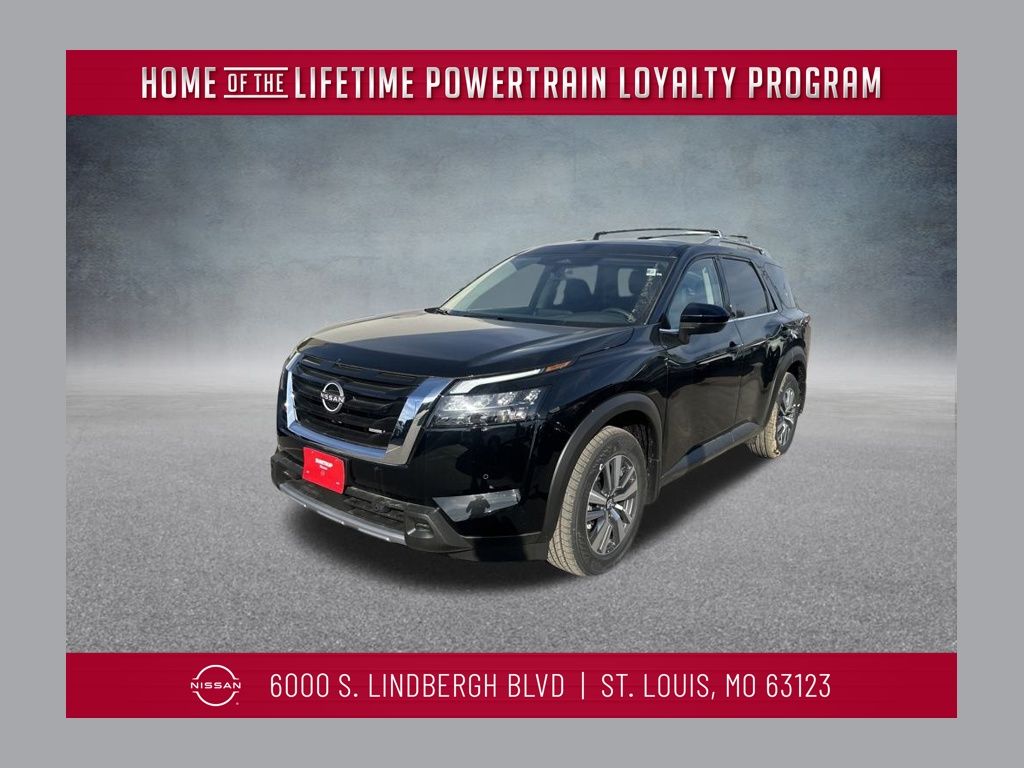 2025 Nissan Pathfinder SL's photo