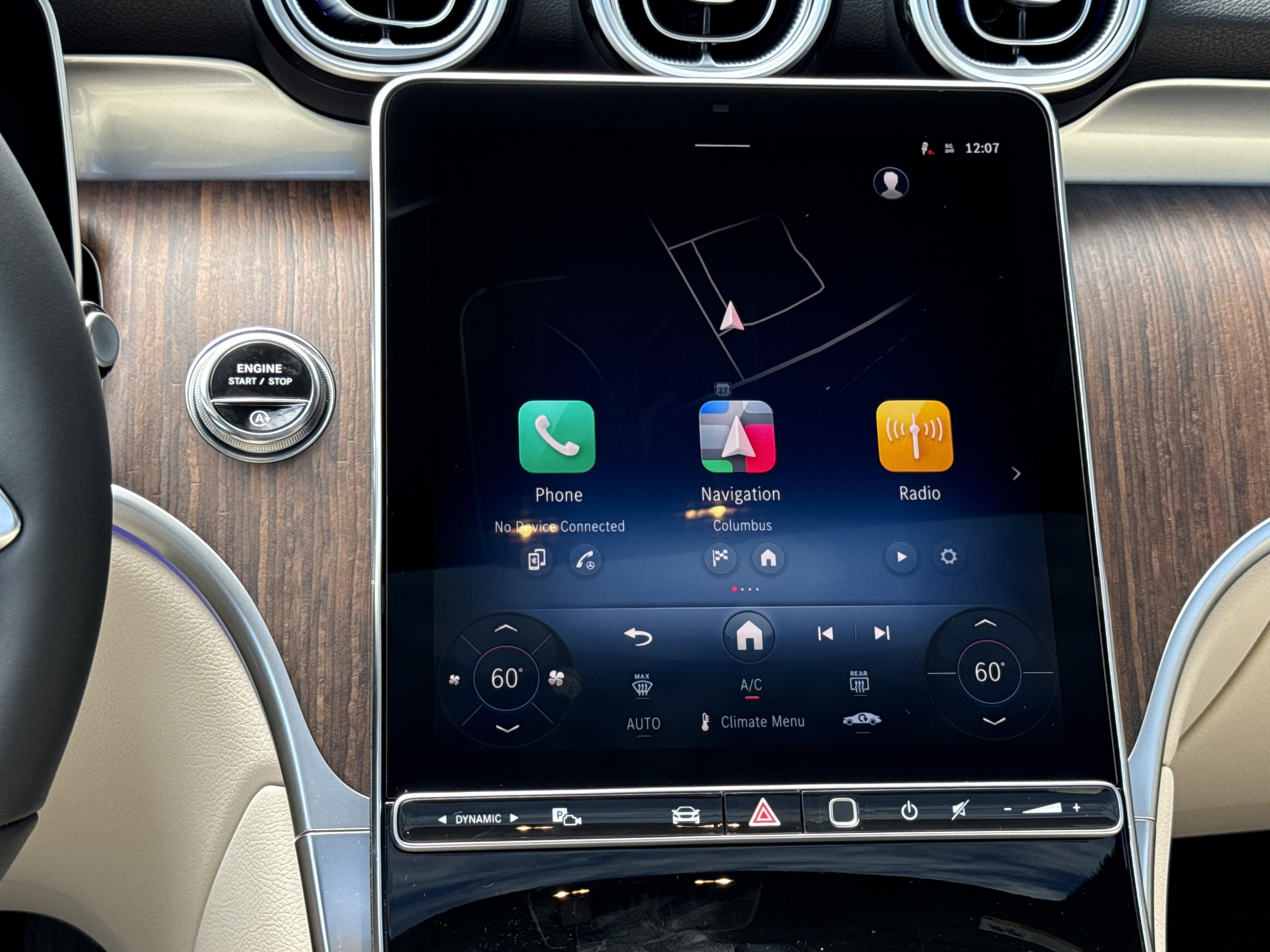 2026 Mercedes Benz GLC 300 4MATIC photo 2