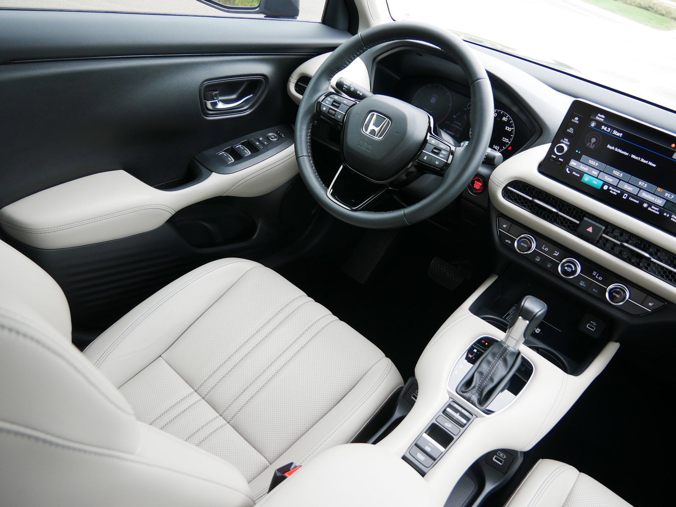 2023 Honda HR-V EX-L photo 9