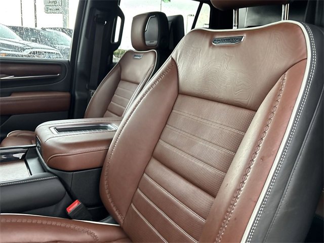 2024 Gmc Yukon Denali Ultimate photo 12