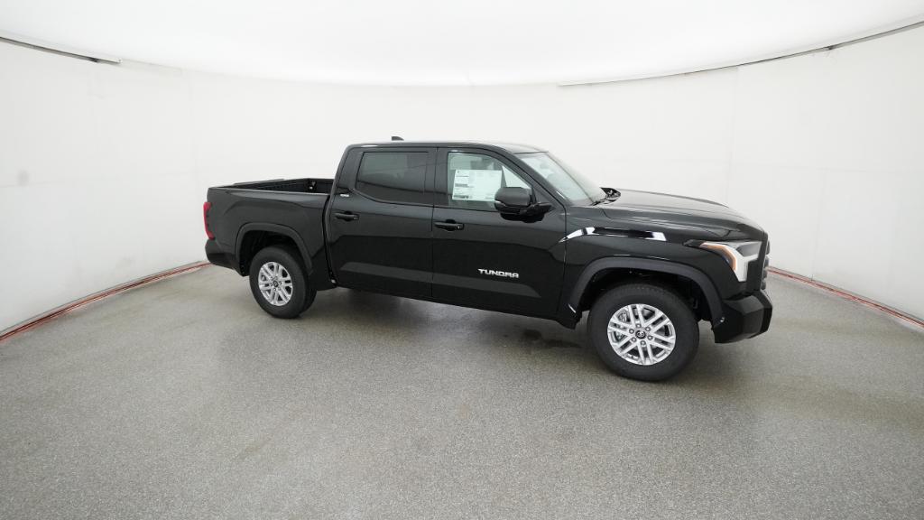 2026 Toyota Tundra SR5 CrewMax photo 27