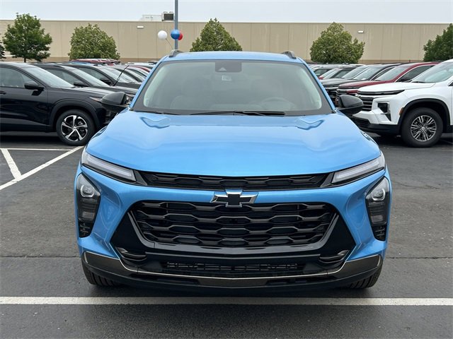 2025 Chevrolet Trax ACTIV photo 2