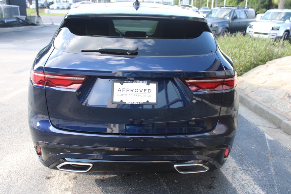 2024 Jaguar F-PACE R-Dynamic S P400 photo 8