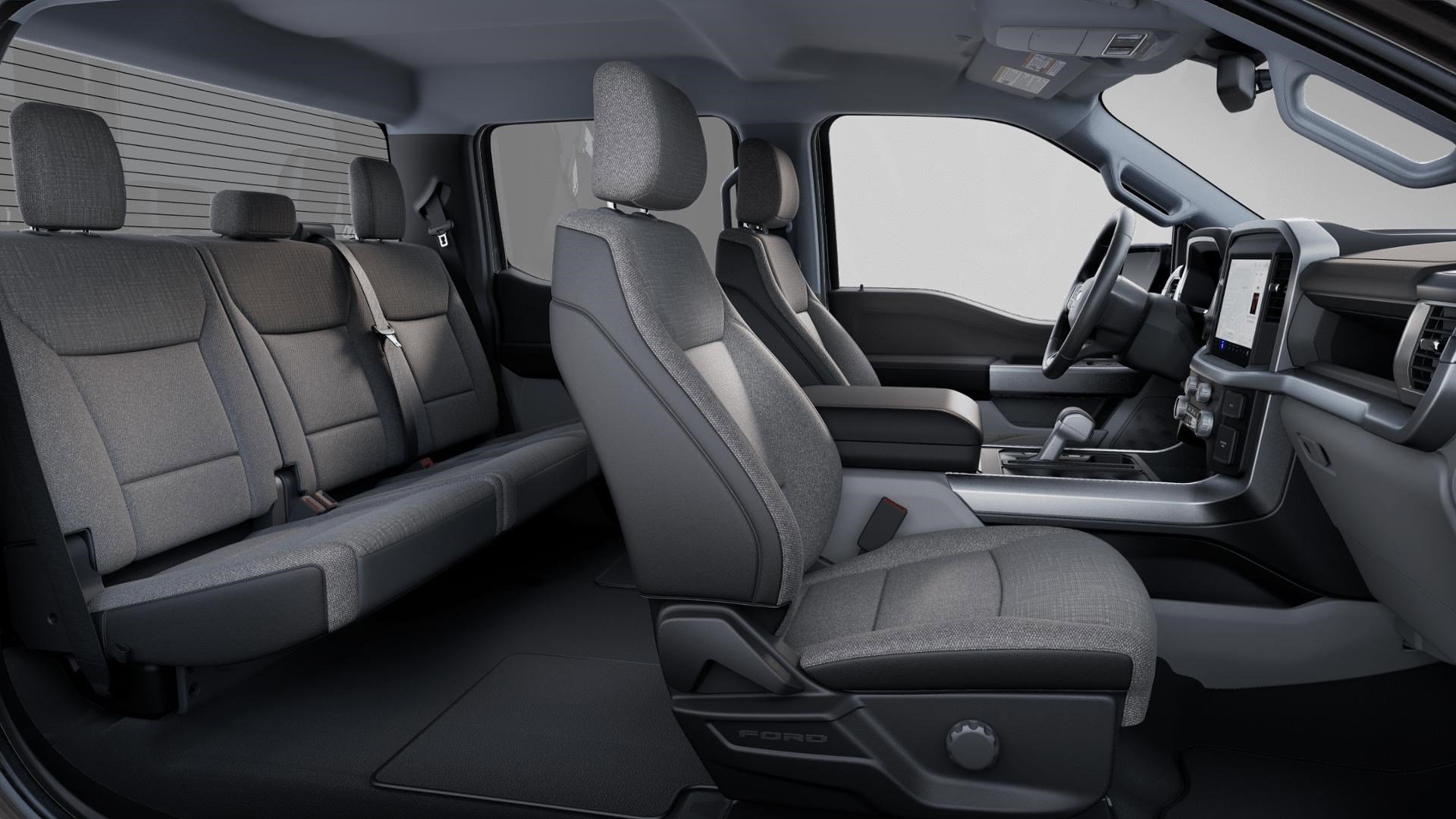 2025 Ford F-150 Lightning XLT photo 6