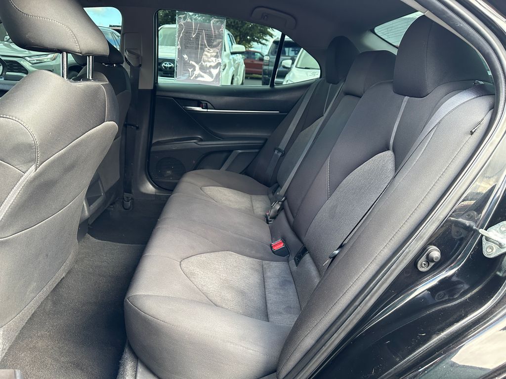 2021 Toyota Camry LE photo 14