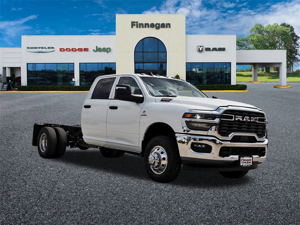 2026 RAM Ram 3500 Chassis Cab Tradesman's photo