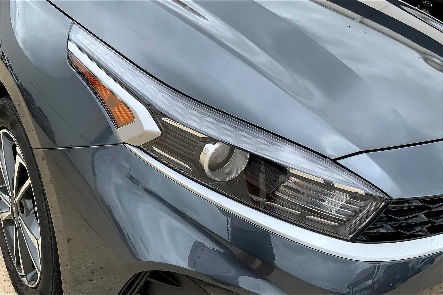 2024 Kia Forte LXS photo 27