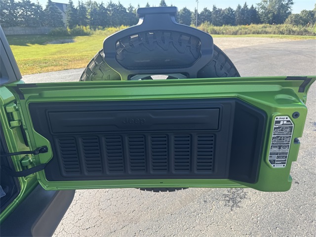 2025 Jeep Wrangler Sport S photo 12