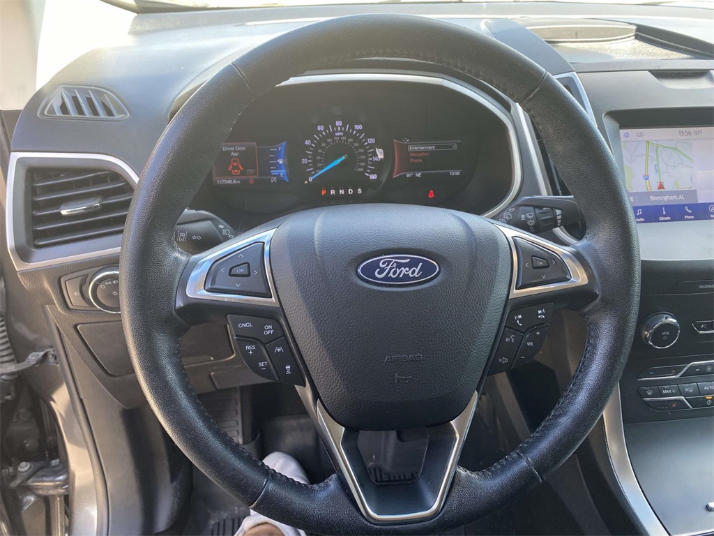 2020 Ford Edge SEL photo 14