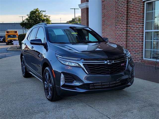 2022 Chevrolet Equinox RS photo 3